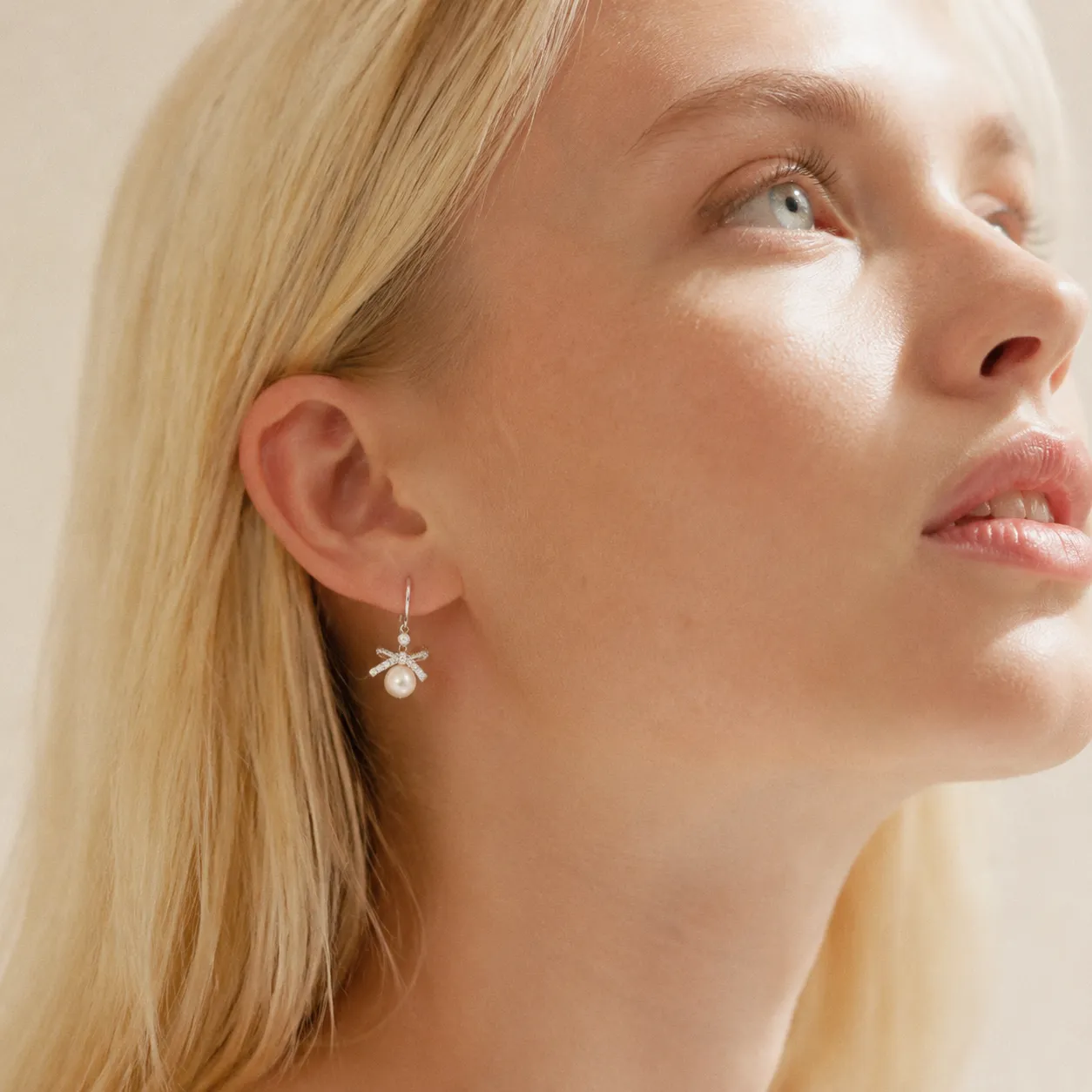Zircon Bow Pearl Drop Earrings