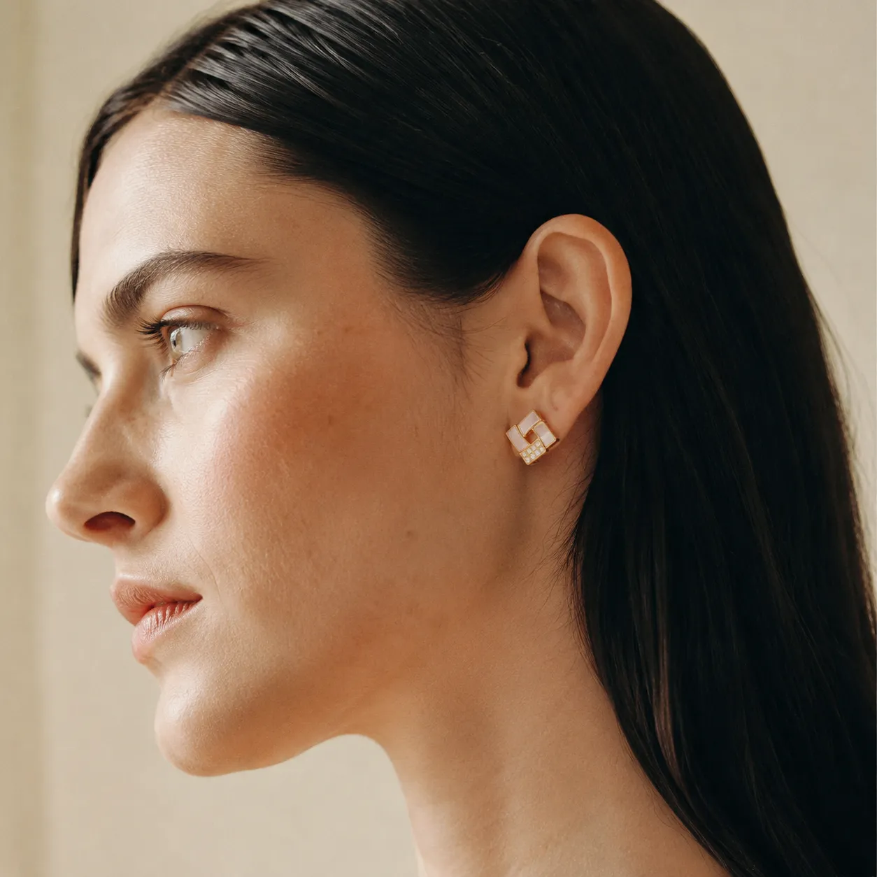 Mother-of-Pearl Pinwheel Studs
