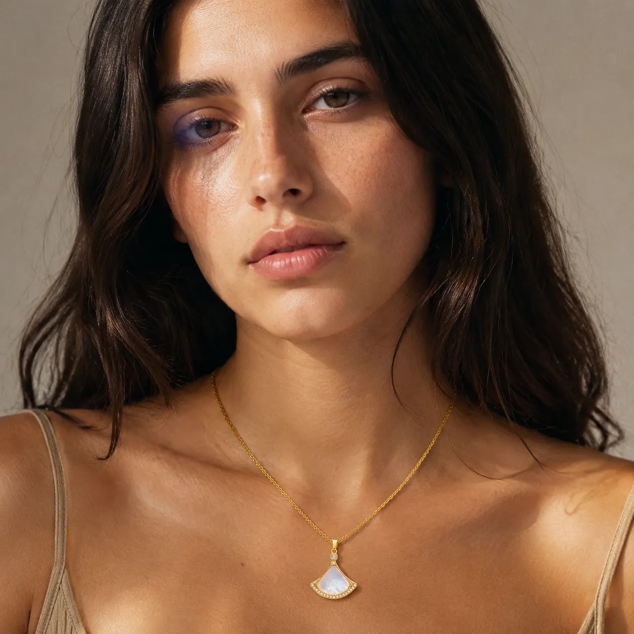 Mother-of-Pearl Fan Necklace