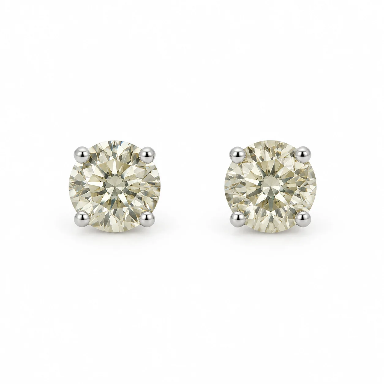 Silver-tone Round Pale Champagne Stud Earrings · YR2-7923B-00380